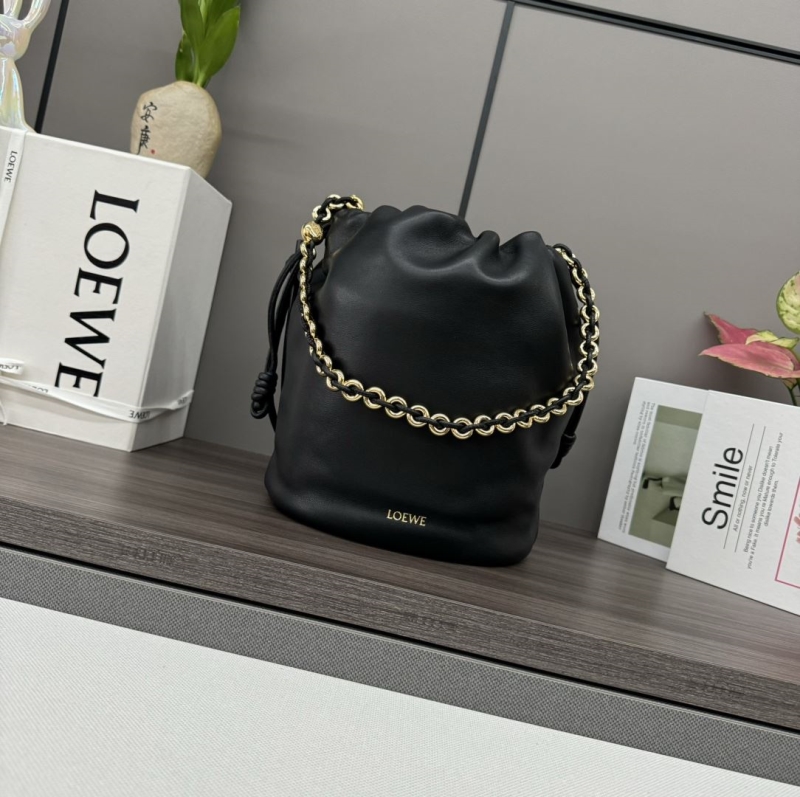 l*ew* bucket bags